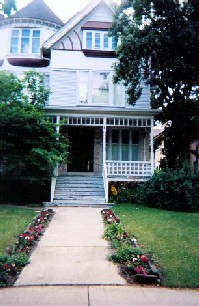 5124 S. Woodlawn, south of Heller House, being restored.