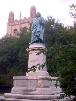 Linne (Lineaus) statue in the Midway Readers and  Winter Garden, east of Ellis at 59th, near University of Chicago