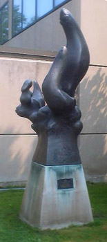 Richard Hunt, "Why"  outside Smart Museum